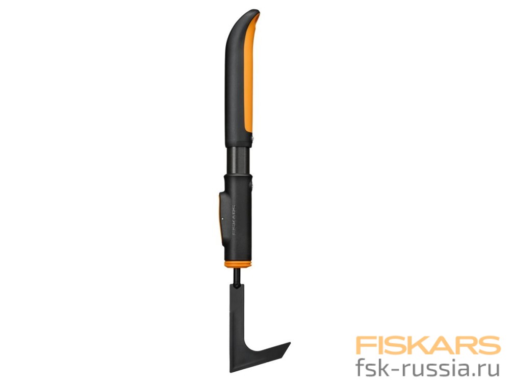 Тяпка для уборки травы с дорожек FISKARS OneClick