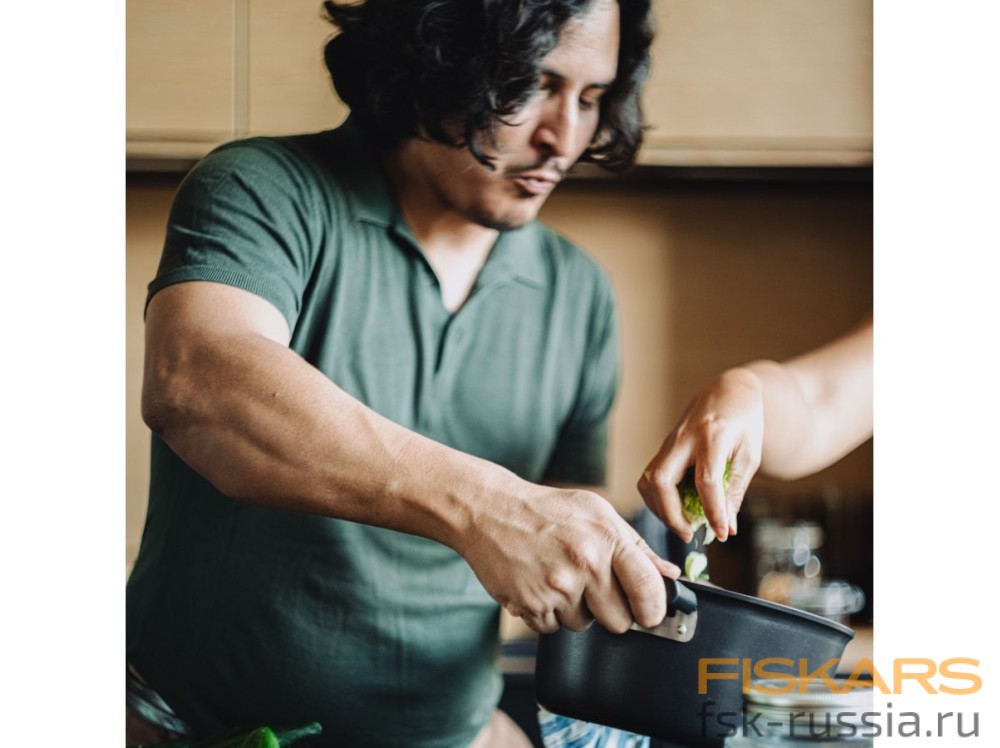 Кастрюля Fiskars Hard Face 3,5 л с крышкой