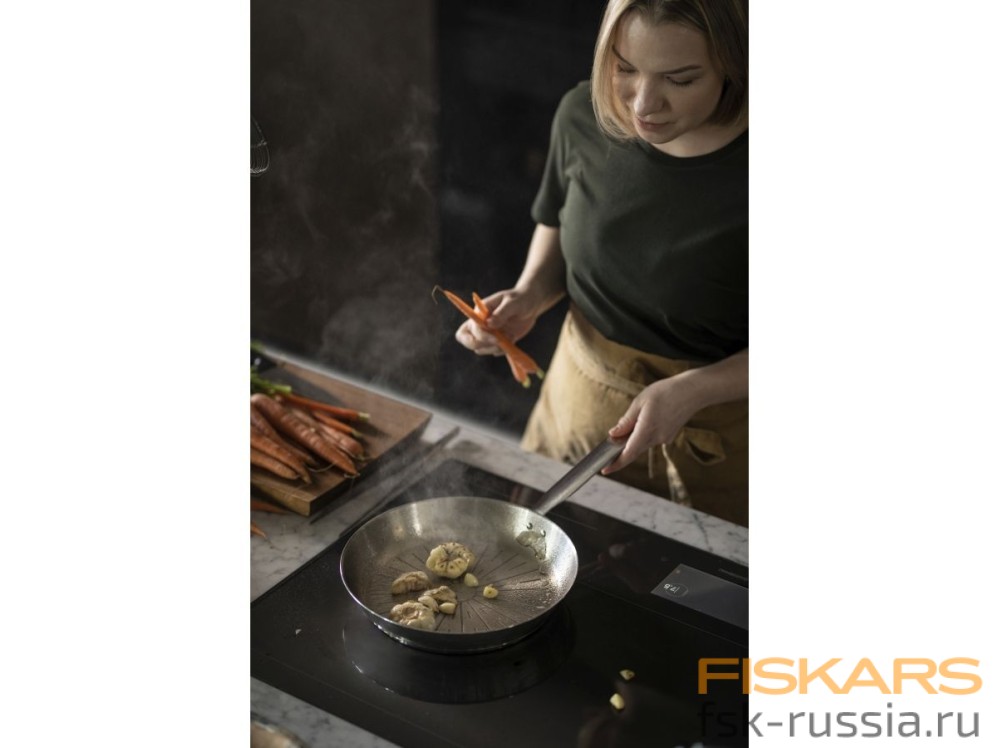 Сковорода Fiskars All Steel Pure 28 см