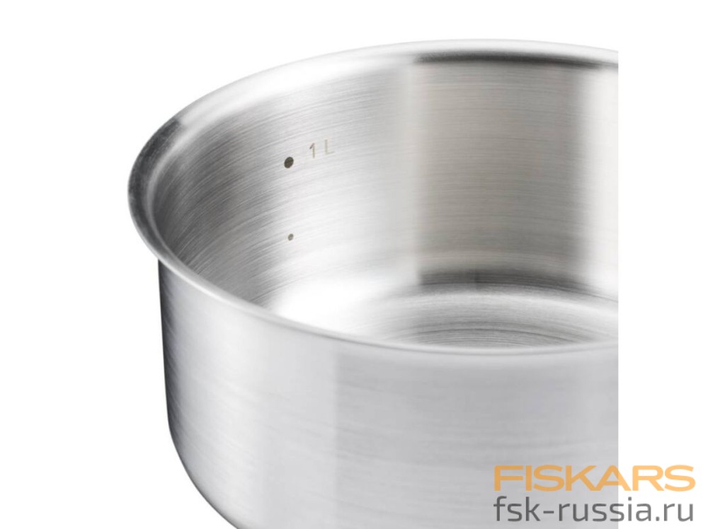 Соусник Fiskars Functional Form стальной 1,5 л с крышкой