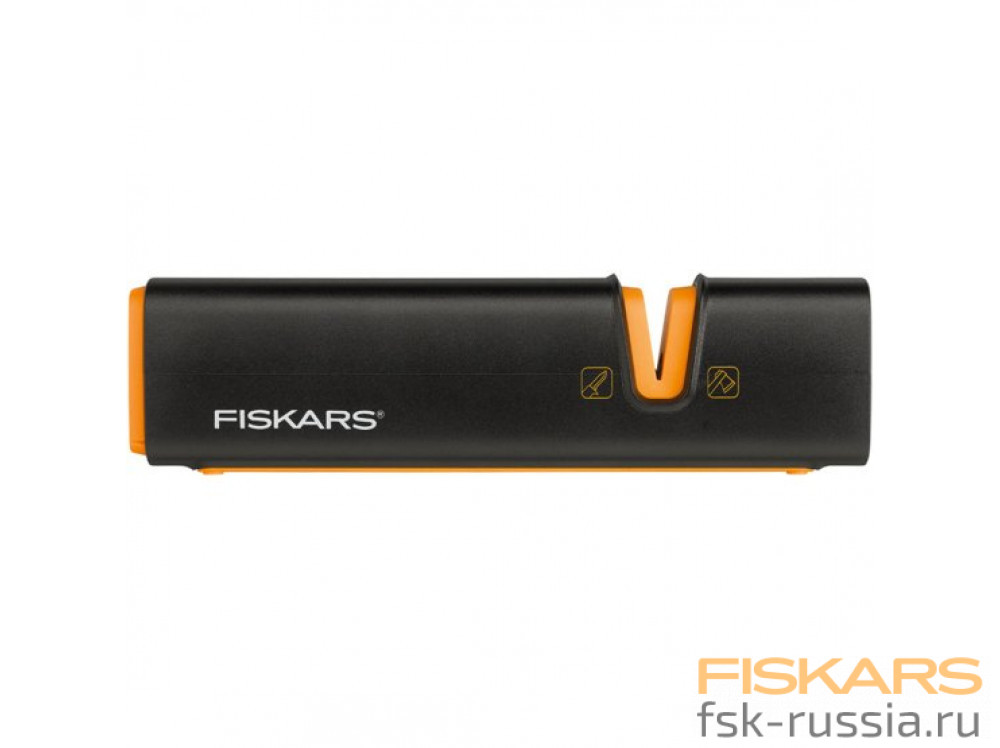 Универсальный топор Fiskars XS, X7 + точилка Xsharp